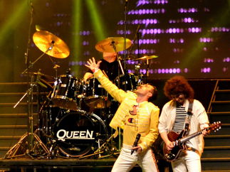 Promo (Queen) We Will Rock You Queen Tribute Band Staffordshire
