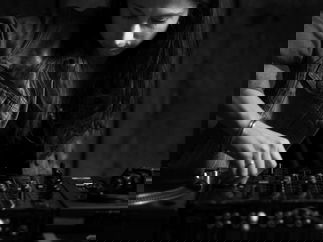 Promo DJ KJF Party DJ Buckinghamshire