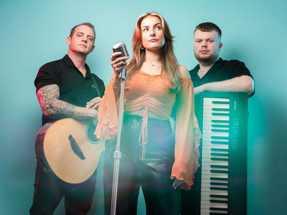 Promo The Function3 Rock and Pop Trio Buckinghamshire