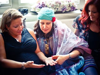 Promo Fun Fortune Teller Street Performer London