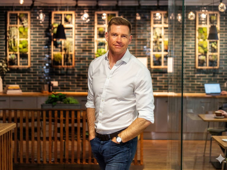 artists similar to George Anderson