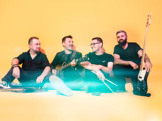 Promo Giant Function Band London