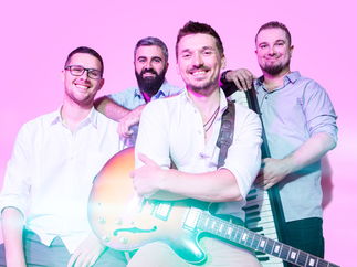 Promo Giant Function Band London