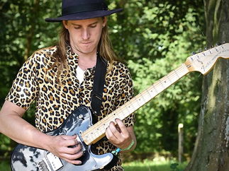 Promo Good Fortune Function Band Buckinghamshire