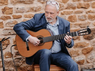 Promo Guitar Guy Classical Guitarist Northamptonshire