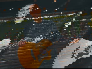 Promo George W Singer Guitarist Essex