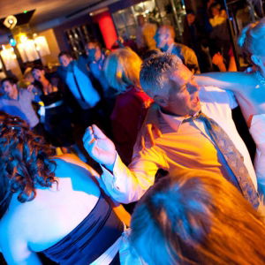Promo Happy Hour  Kent
