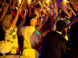 Promo Happy Hour Rock and Pop Party Band Kent