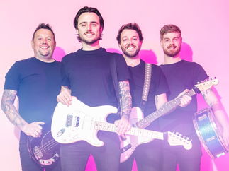 Promo Happy Hour Rock and Pop Party Band Kent