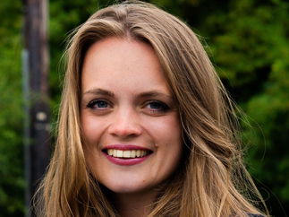 Promo Estelle Harpist Harpist Derbyshire