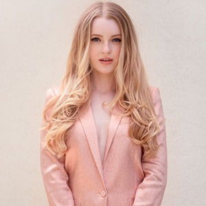 Promo Victoria Ashley  Cheshire