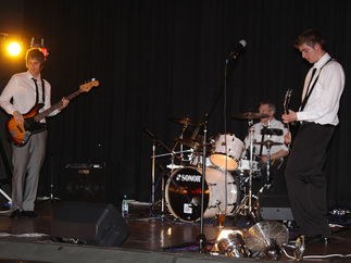 Promo The Hi-Fi Club Rock and Pop/ Indie Trio West Yorkshire