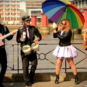 Promo Holly And The Heels  Bedfordshire