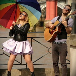 Promo Holly And The Heels  Bedfordshire