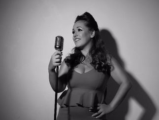 Promo Holly J Solo Artist, Duo or Trio Warwickshire