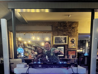 Promo Mads on Sax Saxophonist Essex