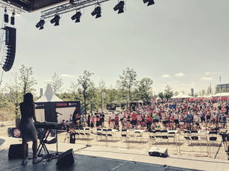 Promo Kiara Solo Singer/ Pianist London