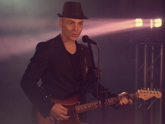 Promo Charlie West Singer Guitarist Merseyside