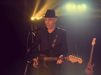 Promo Charlie West Singer Guitarist Merseyside
