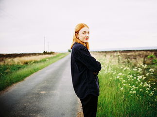 Promo Sian Summers Solo Singer/ Guitarist Nottinghamshire