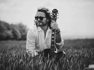 Promo Marc Osborne Singer Guitarist East Yorkshire