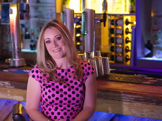 Promo Eva Bridges Solo Singer With Tracks Hertfordshire