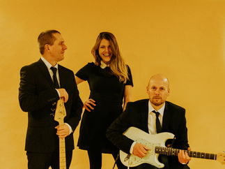 Promo Studio 3 Party Trio Lincolnshire