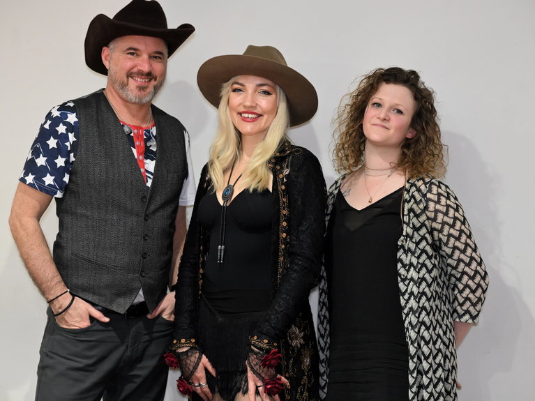 artists similar to Nashville Country Show