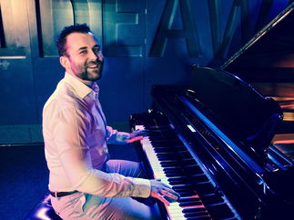 Promo Just Jake Singer-Pianist Surrey