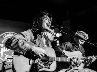 Promo Smithy Sings Singer Guitarist London