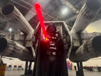 Promo Star Wars - Superhero Icons Costume Character Staffordshire