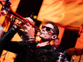 Promo Apex Live Party Showband Essex