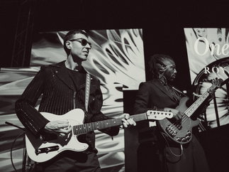 Promo Apex Live Party Showband Essex