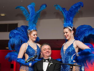 Promo Adrian Lewis Singer-Pianist London