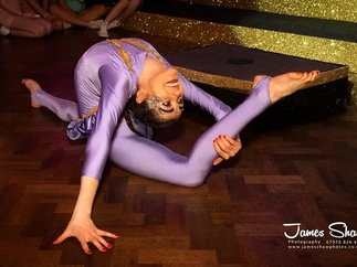 Promo Contortionist Claudia Contort Essex