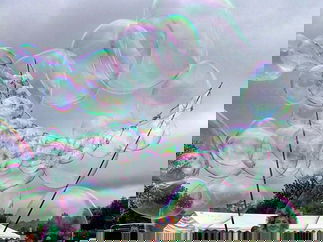 Promo Bubbleologist Street Performer Leicestershire