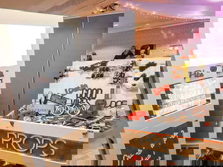 Promo Peek A Boo Booths Photo Booth Dorset