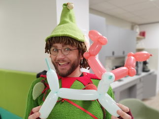 Promo The Knitted Elves Christmas Walkabout Act London