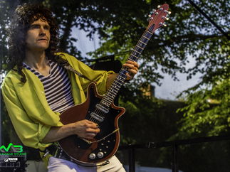 Promo (Queen) We Will Rock You Queen Tribute Band Staffordshire