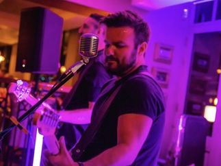 Promo New Light Rock and Pop Trio Essex