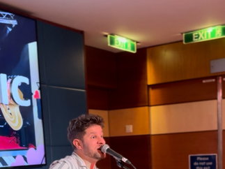 Promo Ben Nicholas Singer Guitarist Conwy