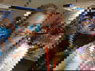 Promo Face To Face Caricaturist Duo Leicestershire