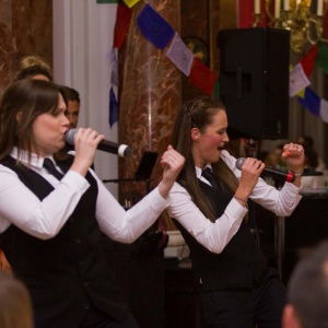 Promo The Singing Waitresses and Waiters  Hertfordshire