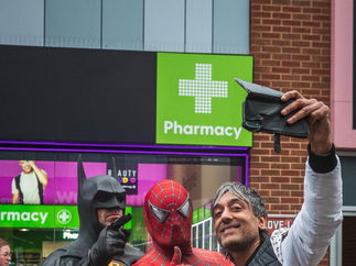 Promo Star Wars - Superhero Icons Costume Character Staffordshire