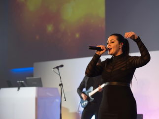 Promo Neive Jordan Rock and Pop Solo Singer Cheshire