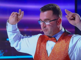 Promo Magic Maestro Magician Buckinghamshire