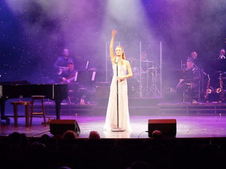 Promo Kate Female Solo Soprano Singer Hertfordshire