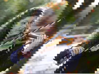 Promo Amber Strings Electric Violin Performing To Backing Tracks Worcestershire