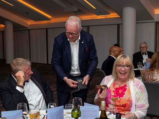 Promo Daz The Close Up Magician Magician Kent