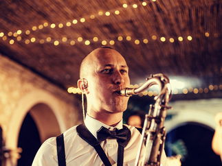 Promo In The Red Luxury Showband Midlothian